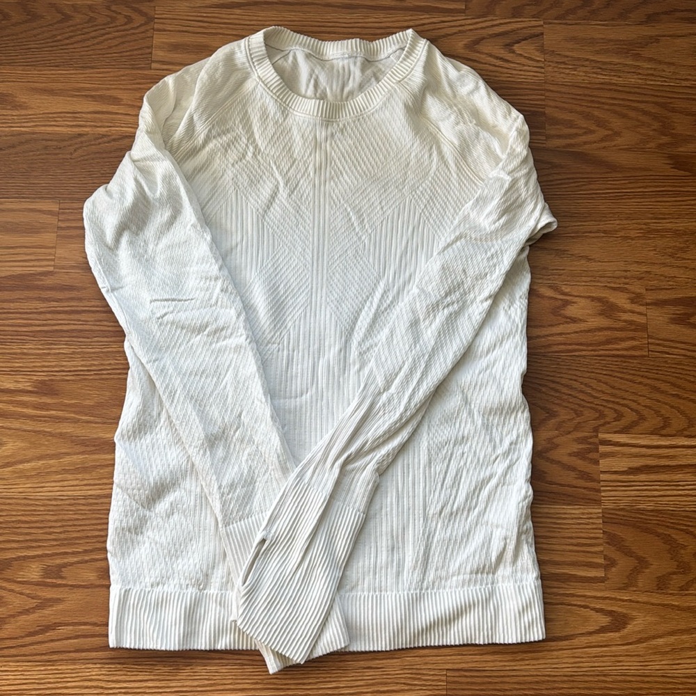 Lululemon textured long sleeve